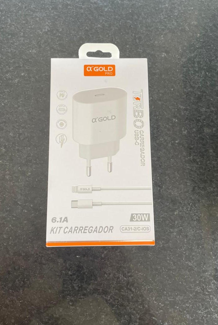 Carregador Completo turbo 30W 6,1A Tipo C / IOS Gold PRO CA31-2